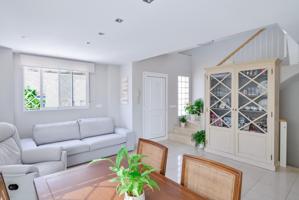 BONITA CASA UNIFAMILIAR CON PISCINA, A 600 MTS. DEL MAR, PLAYA DE DAIMUS (VALENCIA) photo 0