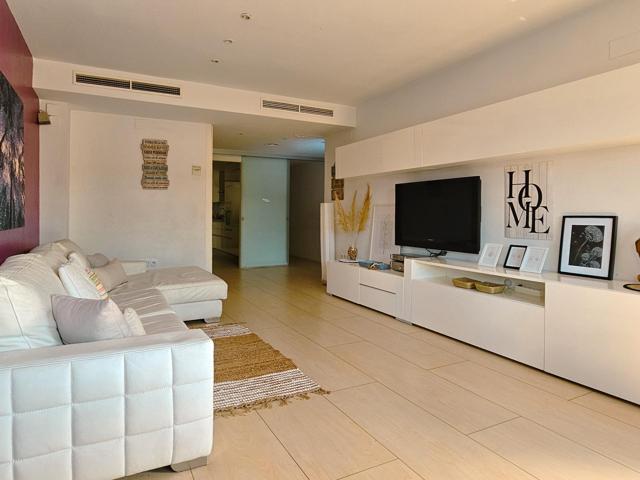 Precioso piso moderno en Oliva photo 0