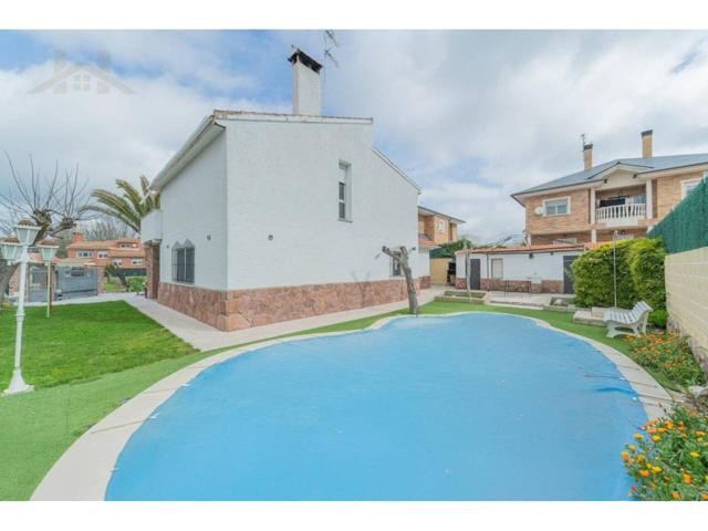 Casa o chalet en venta en Avenida de las Flores, 80, Casco Antiguo - La Dehesa - Los Monteros photo 0