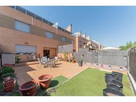 Chalet adosado en venta en Zona Bulevar photo 0