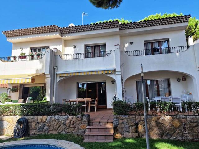 Casa en venta en L'Ardiaca-La Llosa photo 0