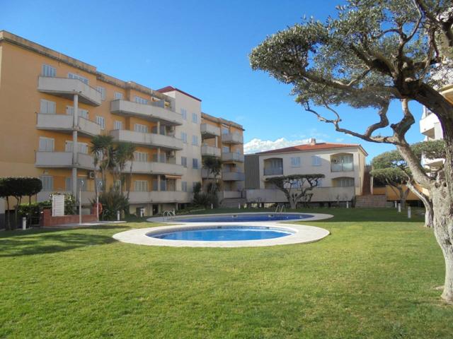 Apartamento en venta en Regueral-Prat d'en Forès photo 0