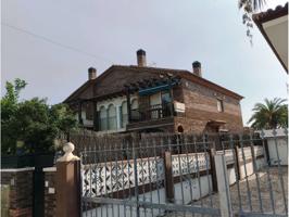 Chalet en venta en L'Ardiaca-La Llosa photo 0