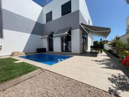 Chalet pareado en venta en Vilafortuny-Cap de Sant Pere photo 0