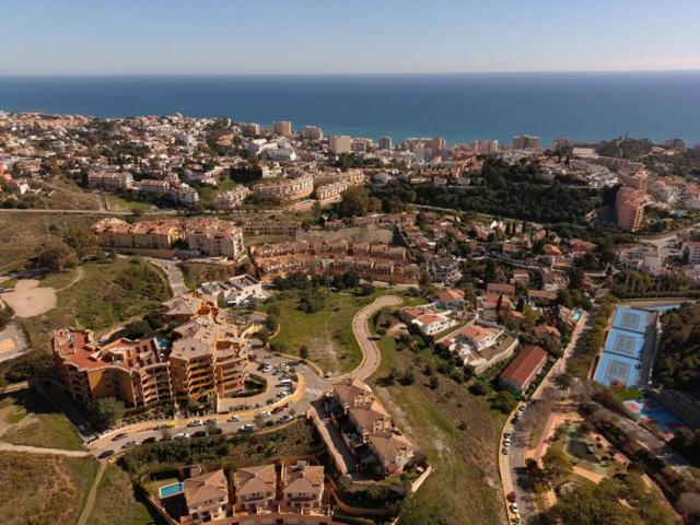 PARCELA EN LOS PACOS PARA CHALET INDEPENDIENTE, PAREADO O ADOSADOS photo 0