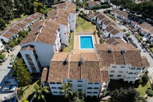 Apartamento a la venta en La Cala de Mijas (Urb. Las Adelfas). photo 0