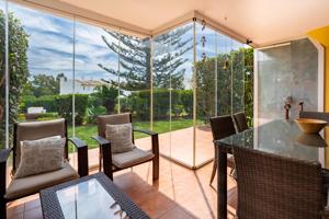 Dúplex en venta en Calahonda, Urbanización La Siesta 1, Mijas photo 0