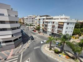 Piso en venta de 3 habitaciones en Las Lagunas (Míjas). photo 0