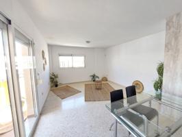Piso en venta de 3 habitaciones en Las Lagunas (Míjas). photo 0