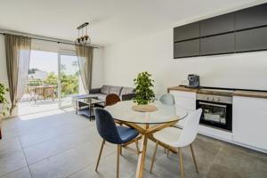 Apartamento reformado con vistas al mar en la Cala de Mijas, 2d 1b y con gran espacio exterior. photo 0