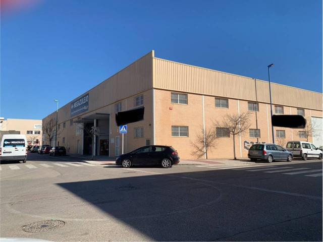 Nave esquinera en venta en Polígono Industrial de Meliana photo 0