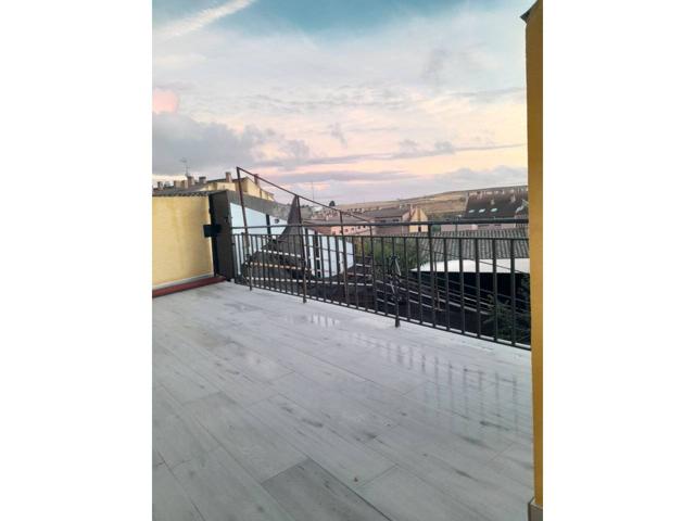 VIVIENDA DE 3 HABITACIONES CON TERRAZA photo 0
