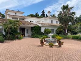 Villa en Venta en Guadalmina | CABANILLAS REAL ESTATE photo 0