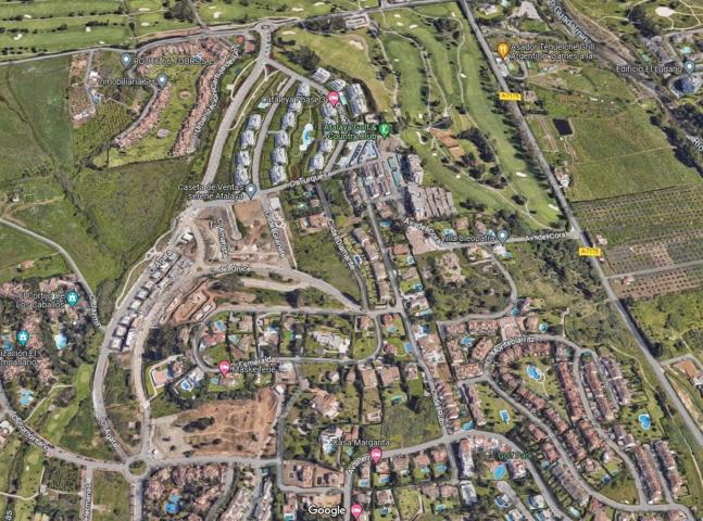 Parcela urbana para viviendas unifamiliares en Nueva Atalaya, Estepona photo 0