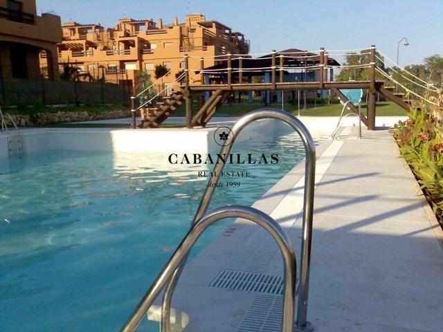 Piso en primera linea de playa en Estepona | CABANILLAS REAL ESTATE photo 0