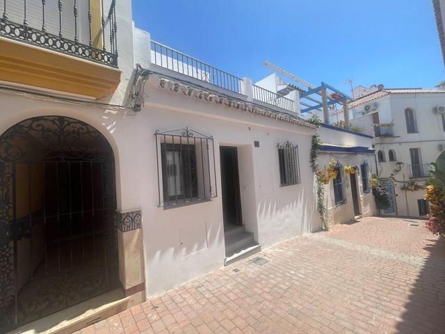 Casa de pueblo en Estepona photo 0