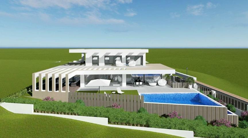 Terreno Exclusivo con Vistas al Mar en venta en Estepona - ¡Proyecto y Licencia Incluidos! photo 0