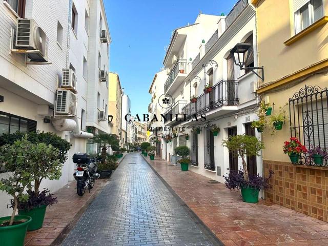 Local en alquiler en el centro de Estepona | CABANILLAS REAL ESTATE photo 0