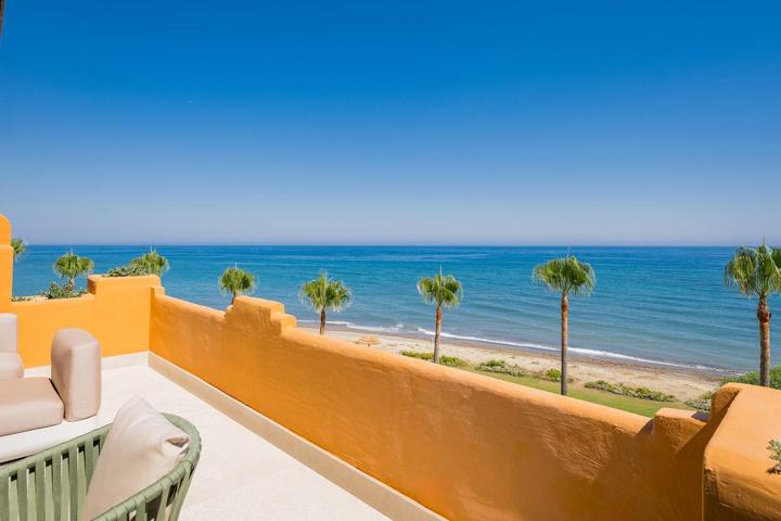 Apartamento en venta en Los Granados del Mar Estepona | CABANILLAS REAL ESTATE photo 0
