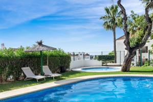 Apartamento en alquiler en Estepona | CABANILLAS REAL ESTATE photo 0