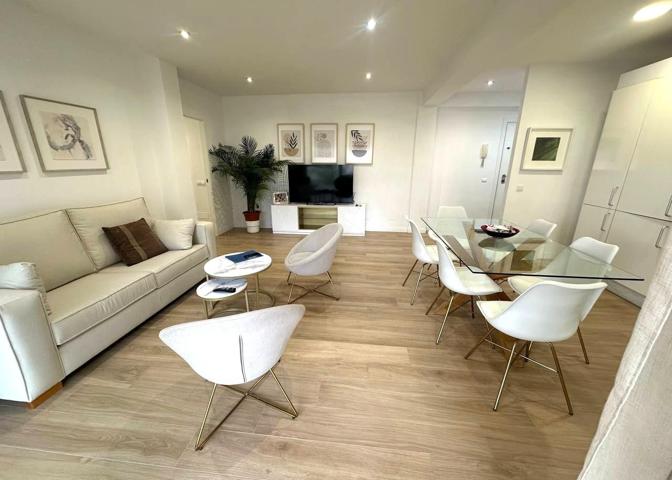 Apartamento en venta reformado en Estepona | CABANILLAS REAL ESTATE photo 0