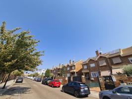 Chalet pareado en venta en Zona Bulevar photo 0