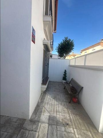 Casa de pueblo en Venta en Linea De La Concepcion, La Cádiz photo 0