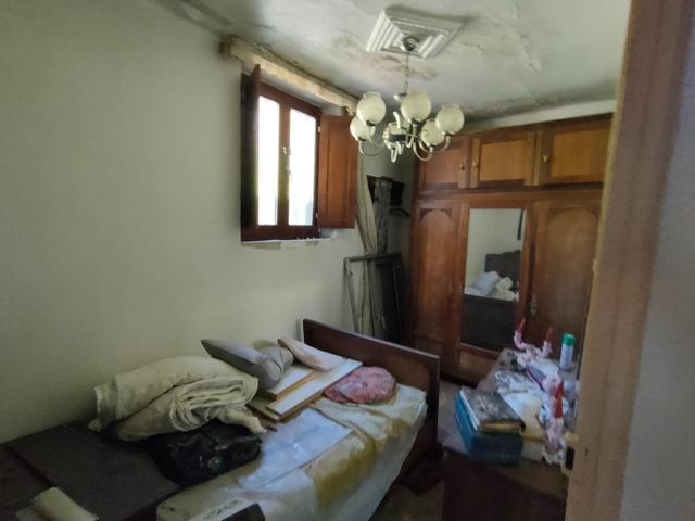 OPORTUNIDAD INVERSORES: Apartamento para REFORMAR en el Casco Histórico de Burgos photo 0