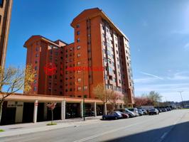OPORTUNIDAD ÚNICA: ESTRENA HOGAR COMPLETAMENTE REFORMADO JUNTO AL HOSPITAL UNIVERSITARIO DE BURGOS photo 0