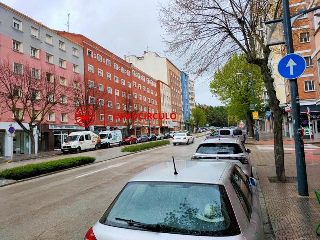 ¡TU NEGOCIO EN EL CORAZÓN COMERCIAL DE BURGOS TE ESPERA! photo 0