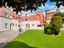 Maravillosa Vivienda Pareada en Quintanadueñas - ¡Cinco Dormitorios y Mucho Más! photo 0