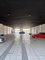 Zaratan Valladolid, nave comercial sector automovil photo 0