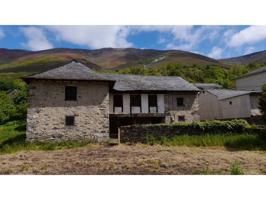 CASA EN VENTA EN EL CENTRO DE DEGAÑA photo 0