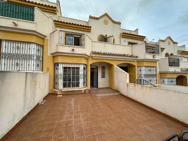 Piso En venta en Torrevieja photo 0