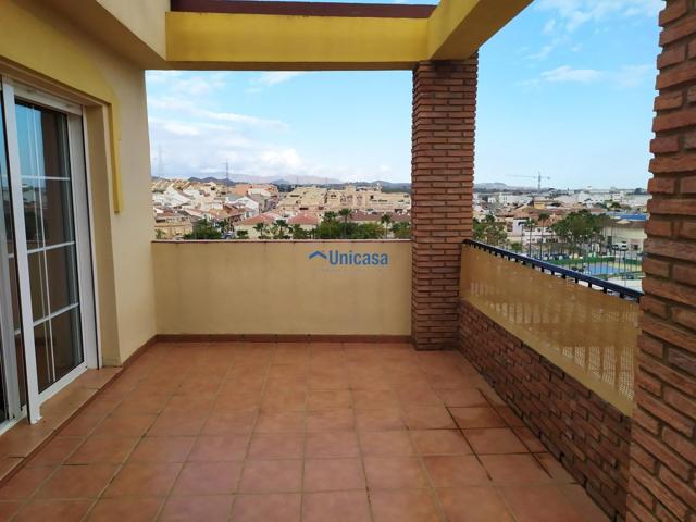 ¡Atención, parejas jóvenes y solteros con ganas de su propio espacio! photo 0