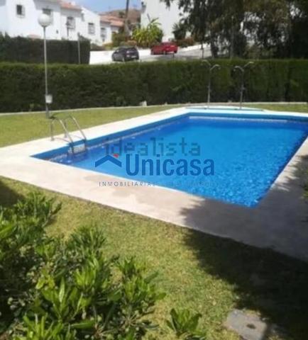 Unifamiliar Pareada En venta en Estación, Cártama photo 0