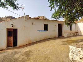Terreno rústico con vivienda para reformar y gran potencial agrícola o turístico🌿 photo 0