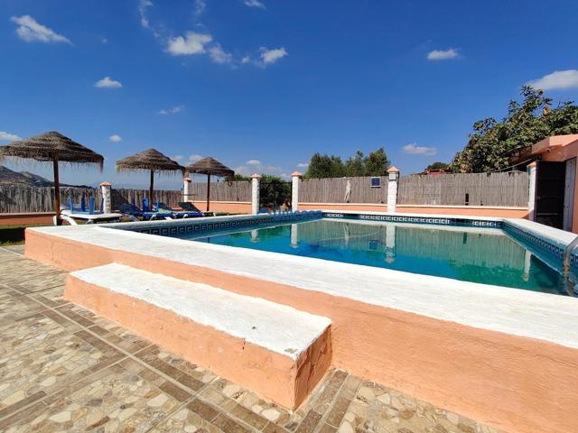 🏡 Excepcional Chalet con terreno en Estación de Cártama – Espacio, Comodidad y Privacidad en un Solo Lugar photo 0