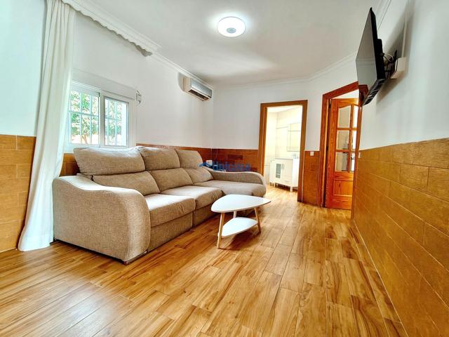 🏡 ¡Tu nuevo hogar te está esperando en pleno Teatinos! 🎒✨ photo 0