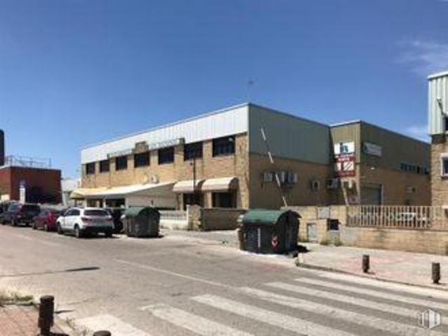 Nave Industrial En venta en Valdepelayos, Leganes photo 0