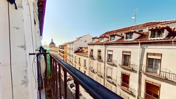 Piso en alquiler en Calle Santa Isabel, Lavapiés-Embajadores photo 0