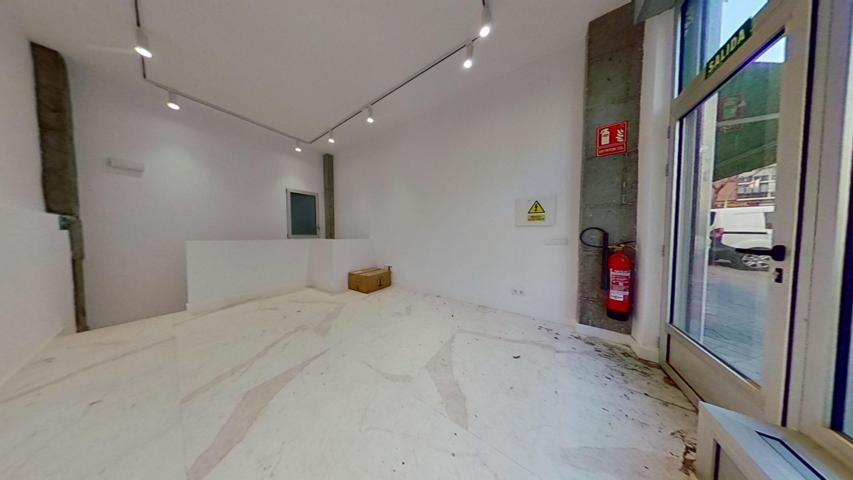 Oficina En venta en Barrio Del Pilar, Madrid photo 0