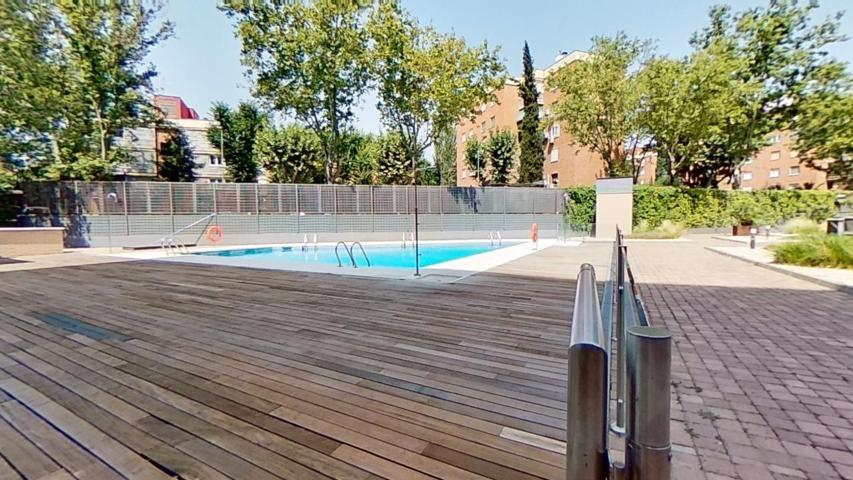 Piso En alquiler en Alameda De Osuna, Madrid photo 0