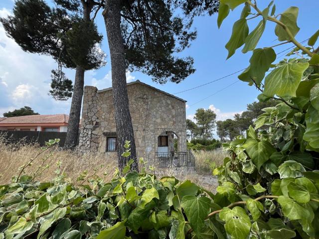 Casa De Campo En venta en Cataluna, La Torre De Claramunt photo 0