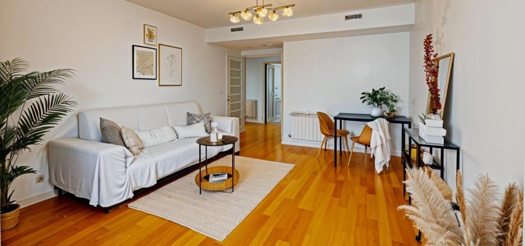 SERVICHECK VENDE EXCELENTE VIVIENDA DE DOS HABITACIONES EN LA ZONA DE ENSANCHE DE VALLECAS- LA GAVIA photo 0