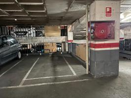 PLAZA DE PARKING EN VENTA EN AVDA. MASNOU, HOSPITALET photo 0