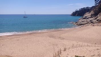 ¡Exclusiva Casa junto al Mar en Santa María de Llorell, Tossa de Mar! photo 0
