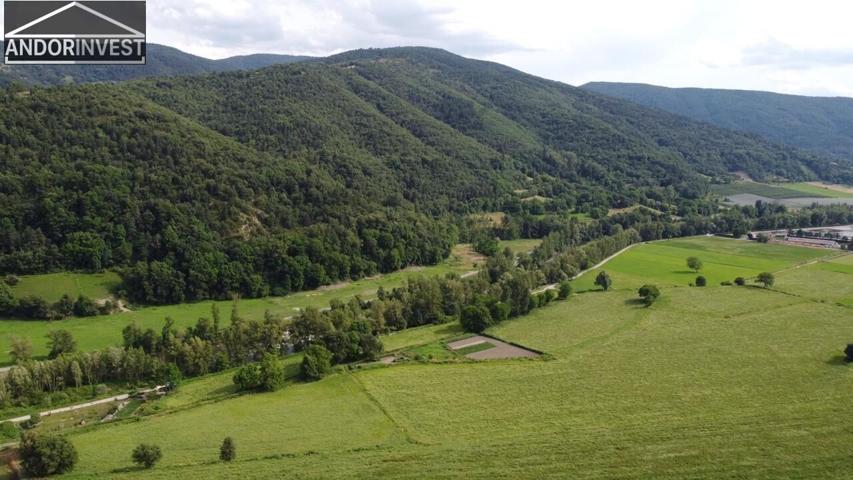 Venta solar urbano de 971 m2 en urb. BALCO DEL PIRINEU, La Seu D'urgell photo 0