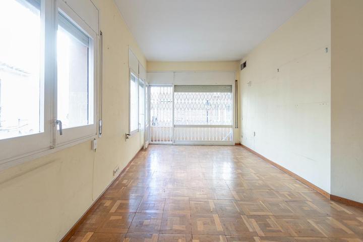 Piso En venta en Les Tres Torres, Barcelona photo 0