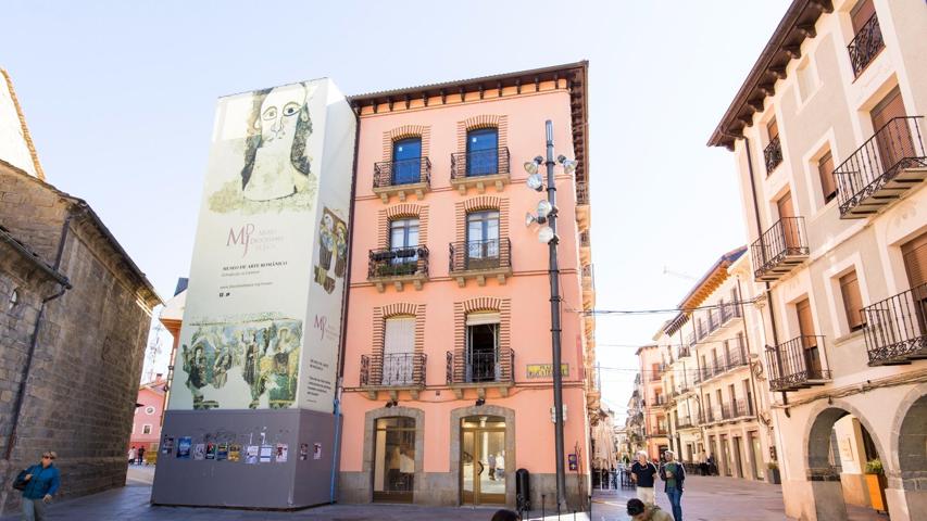 Oficina En venta en Centro, Jaca photo 0